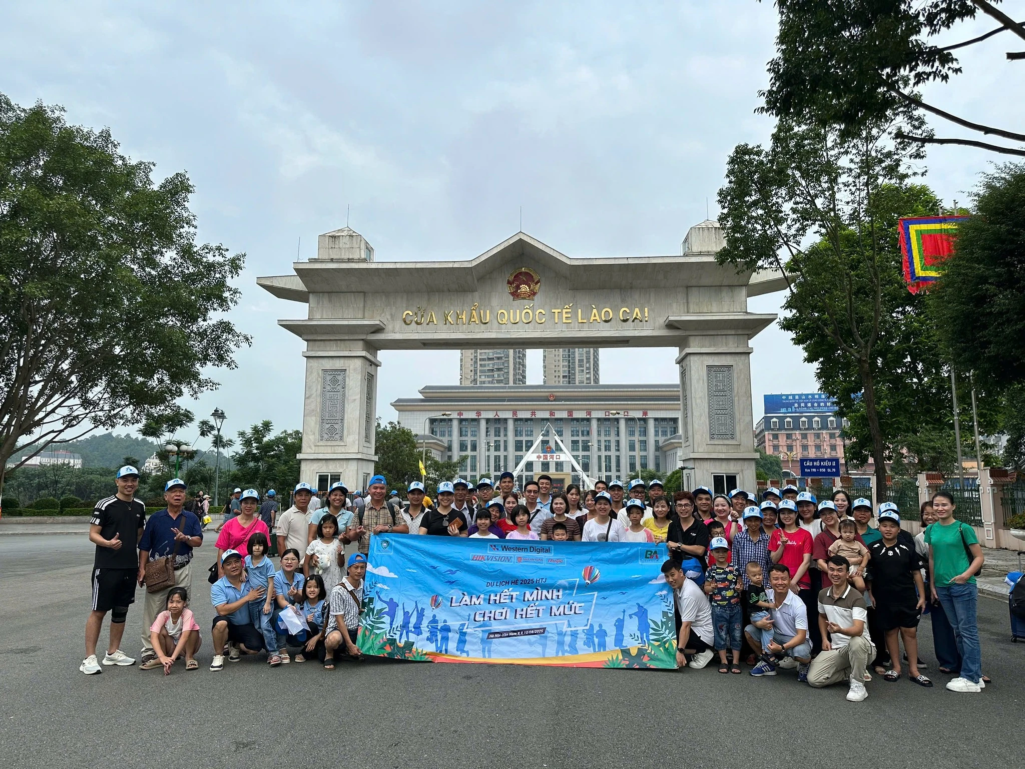 HTJ VIỆT NAM – CHUYẾN DU LỊCH HÈ GẮN KẾT & LAN TỎA YÊU THƯƠNG